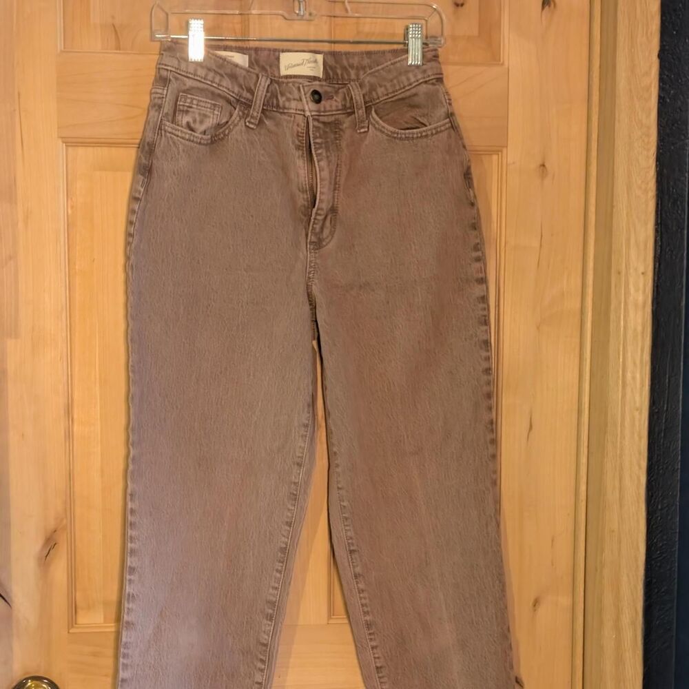 Universal Thread Vintage Straight Jeans Dusty Mauve Brown Size 4/27